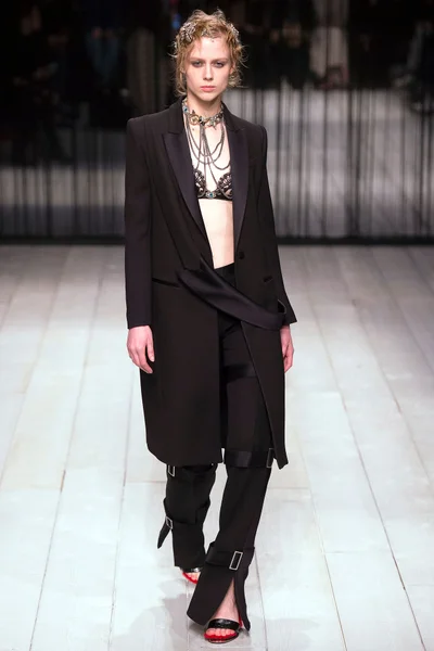 Look 6